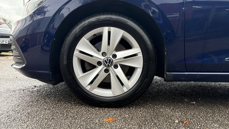 Volkswagen Golf 1.5 TSI 150 Life 5dr Petrol Hatchback